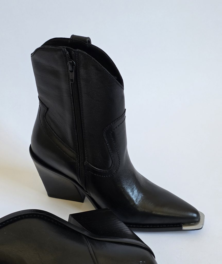 Legend Black