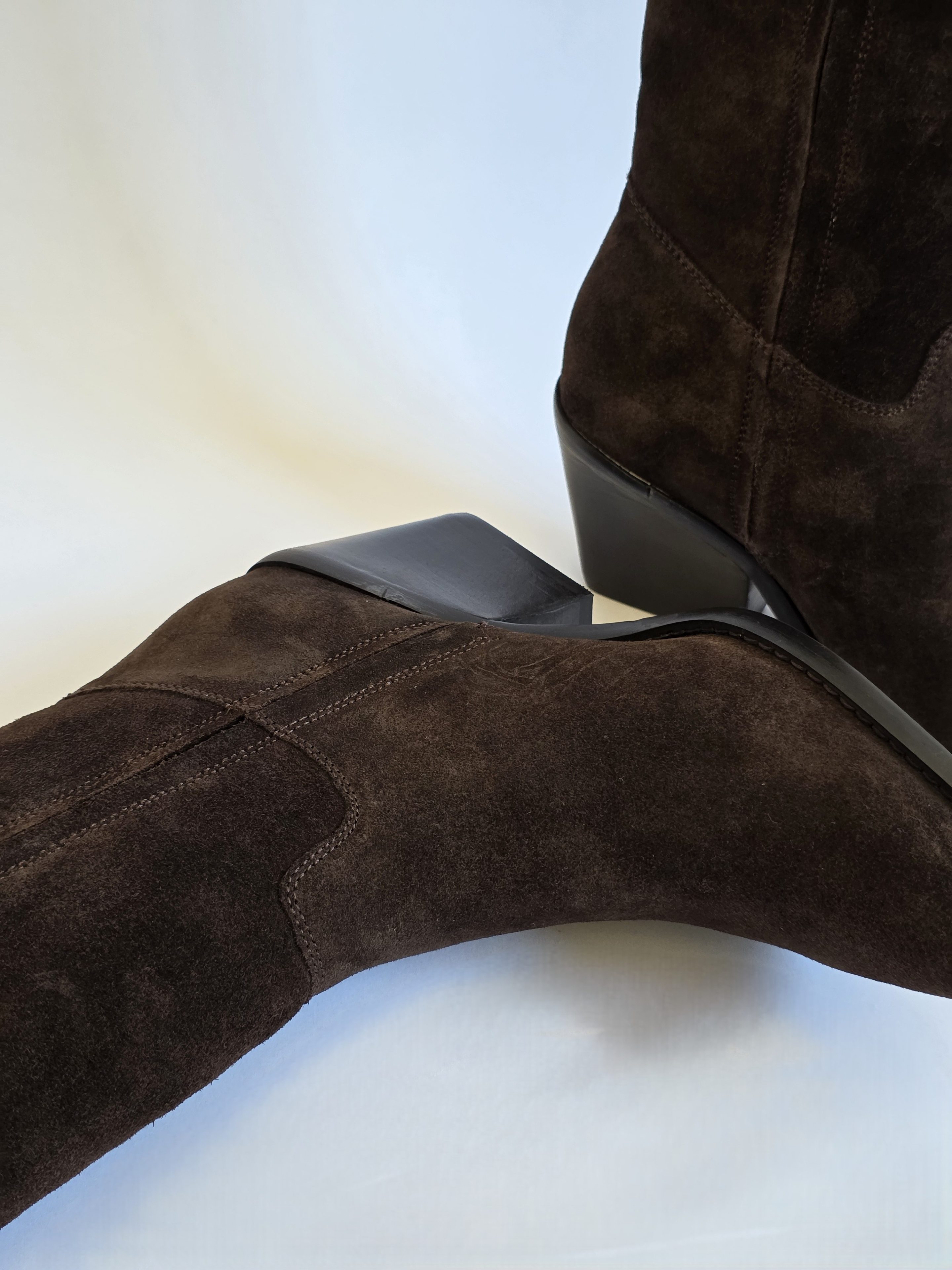 Everest Brown Suede