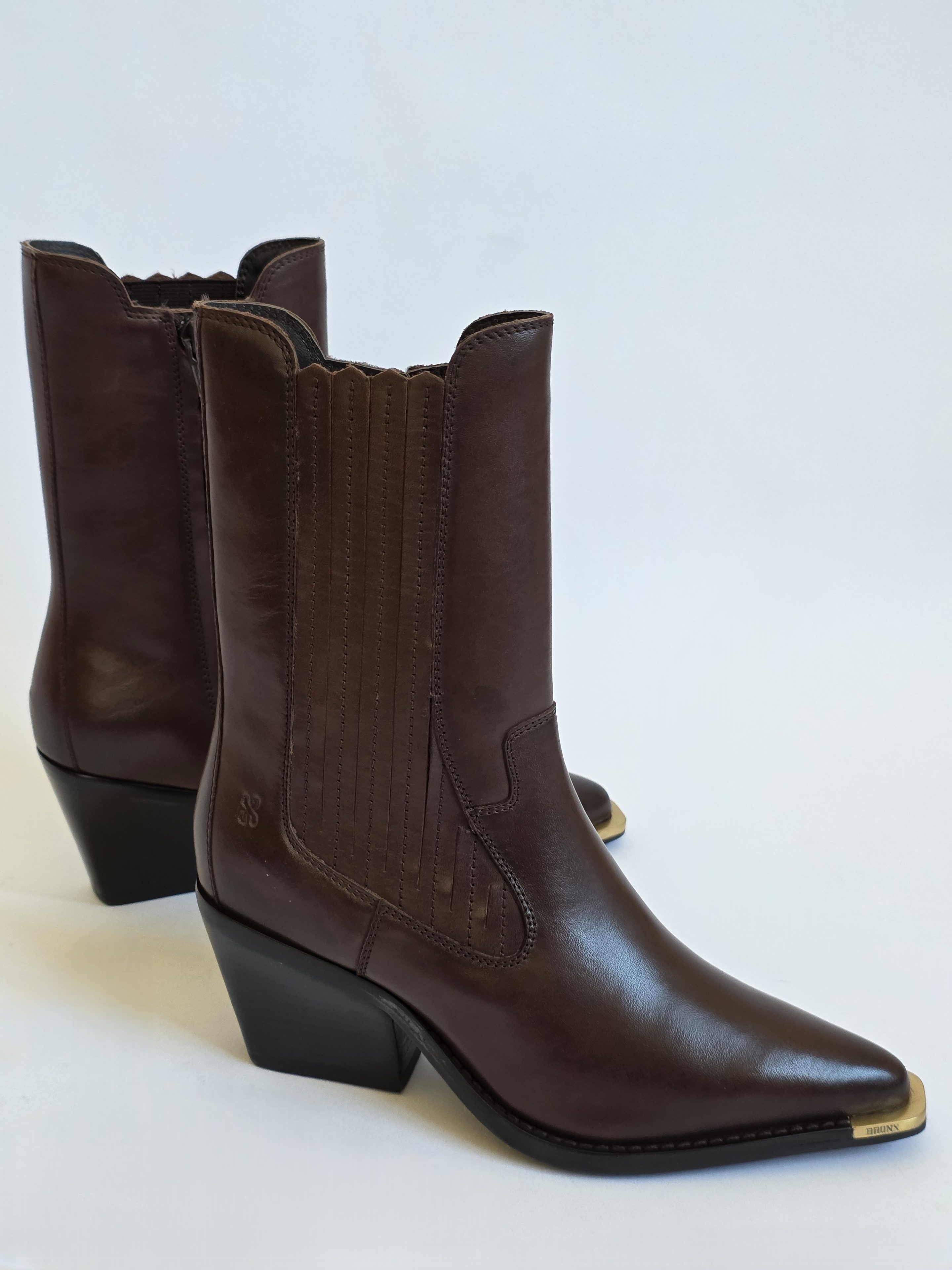 Denver Dark Brown