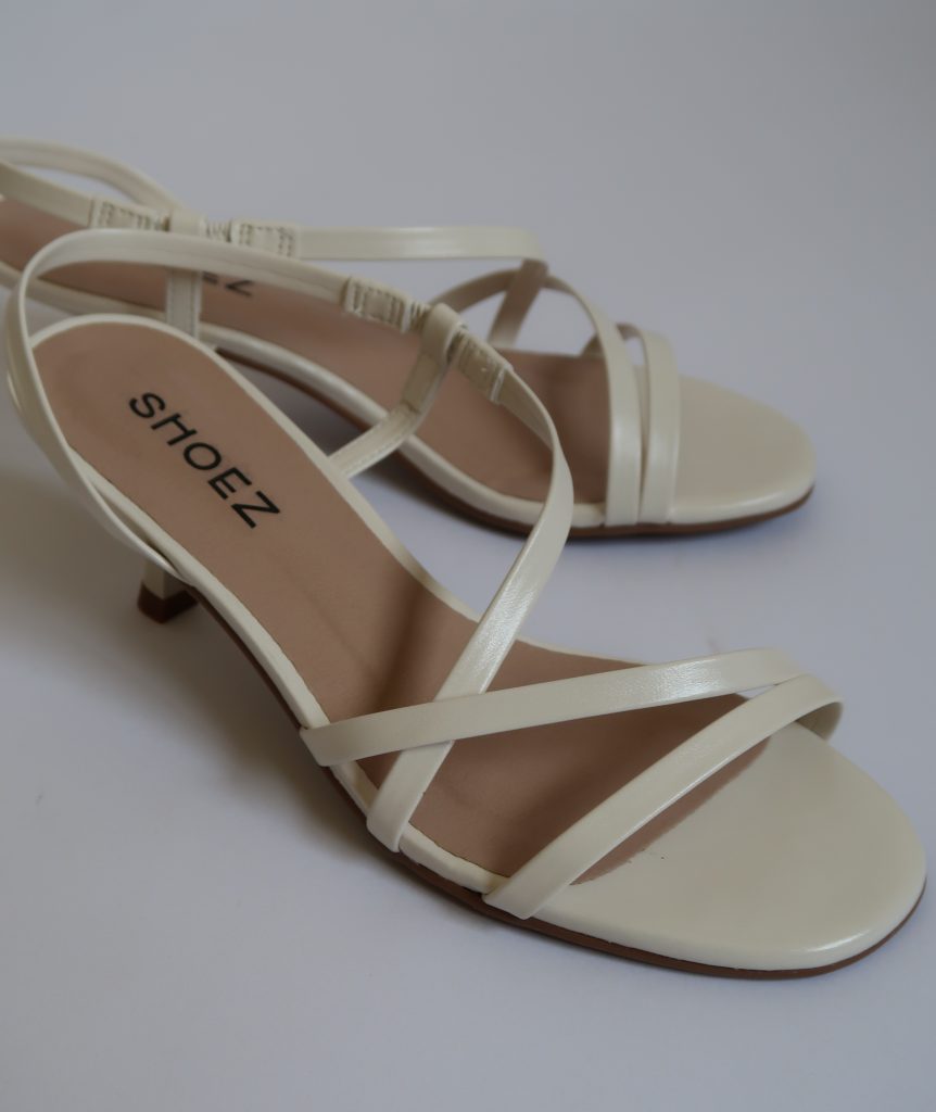 Alicia Off-White
