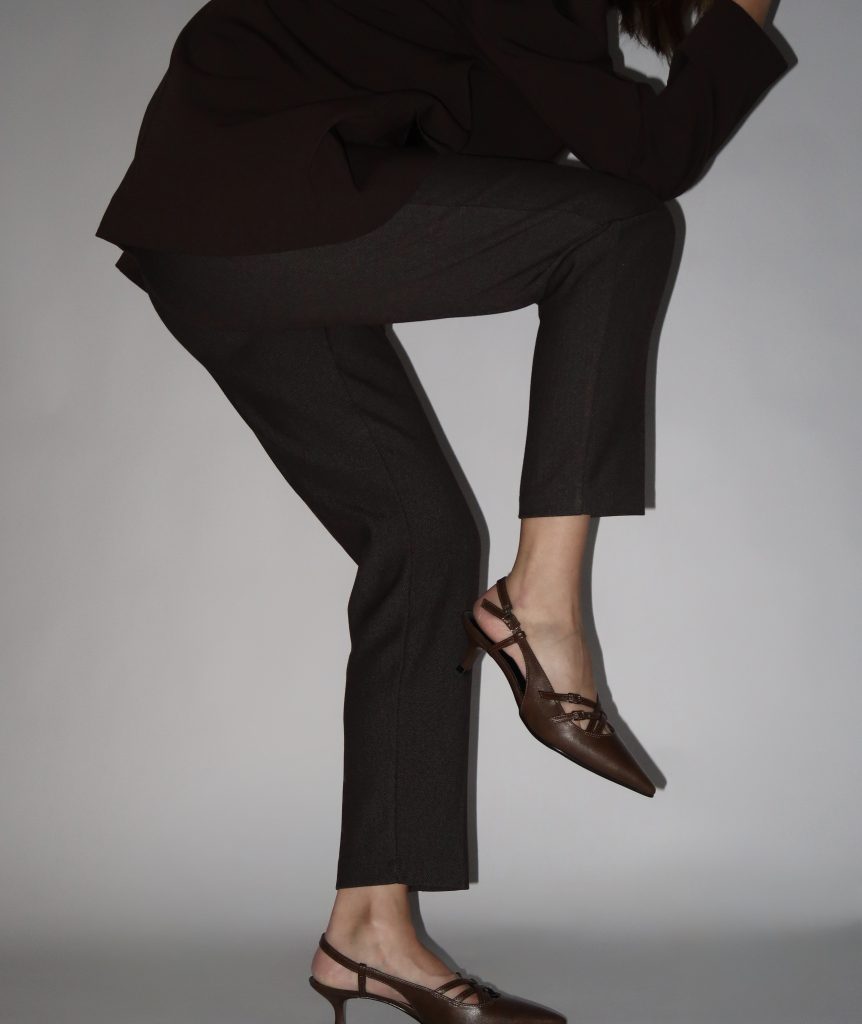 Davina Dark Brown