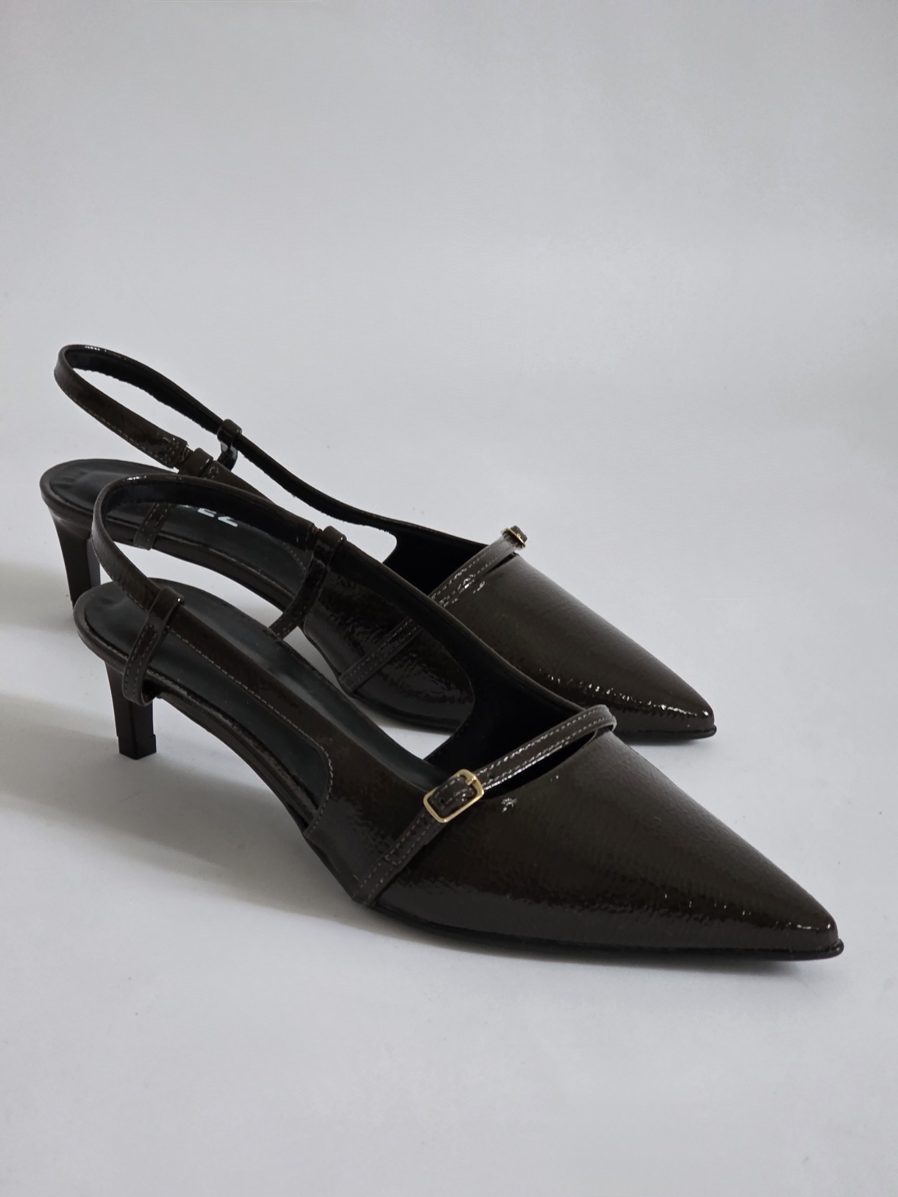 Vea Dark Brown