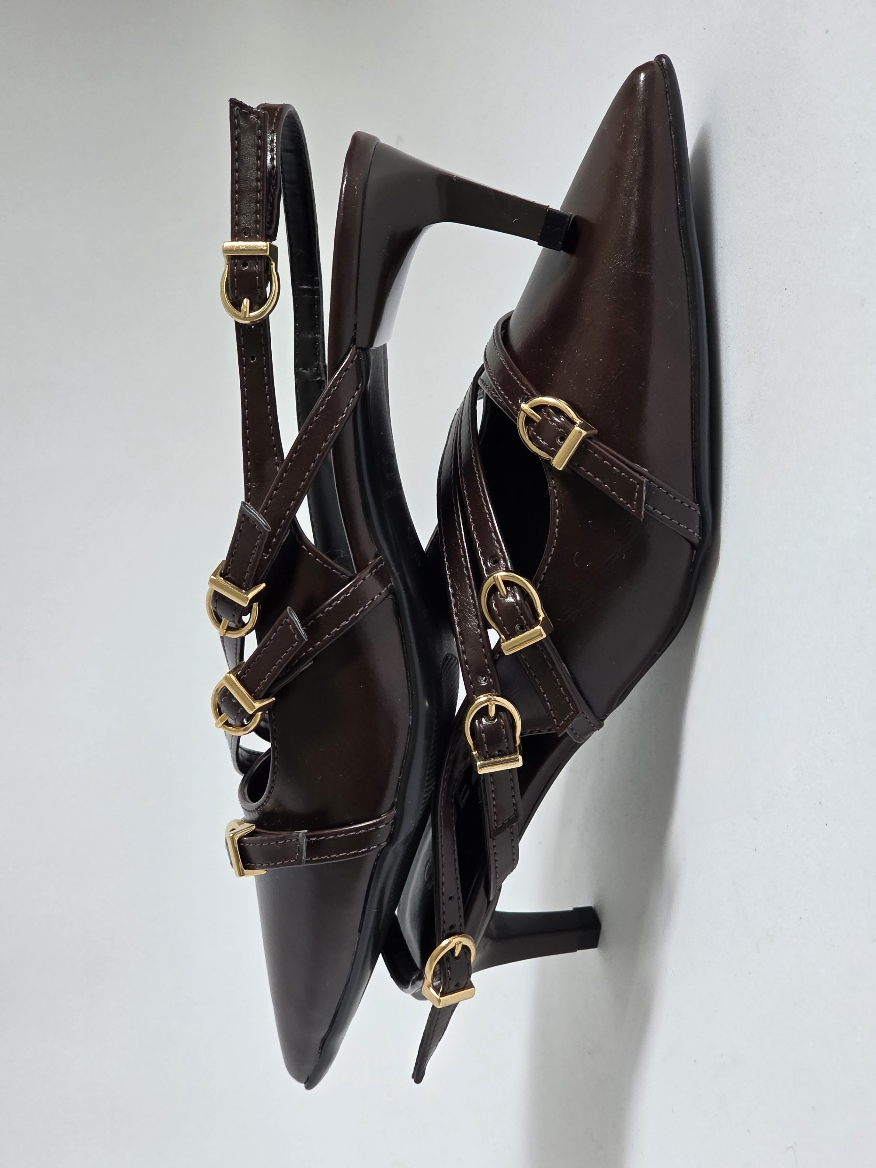 Louie Dark Brown