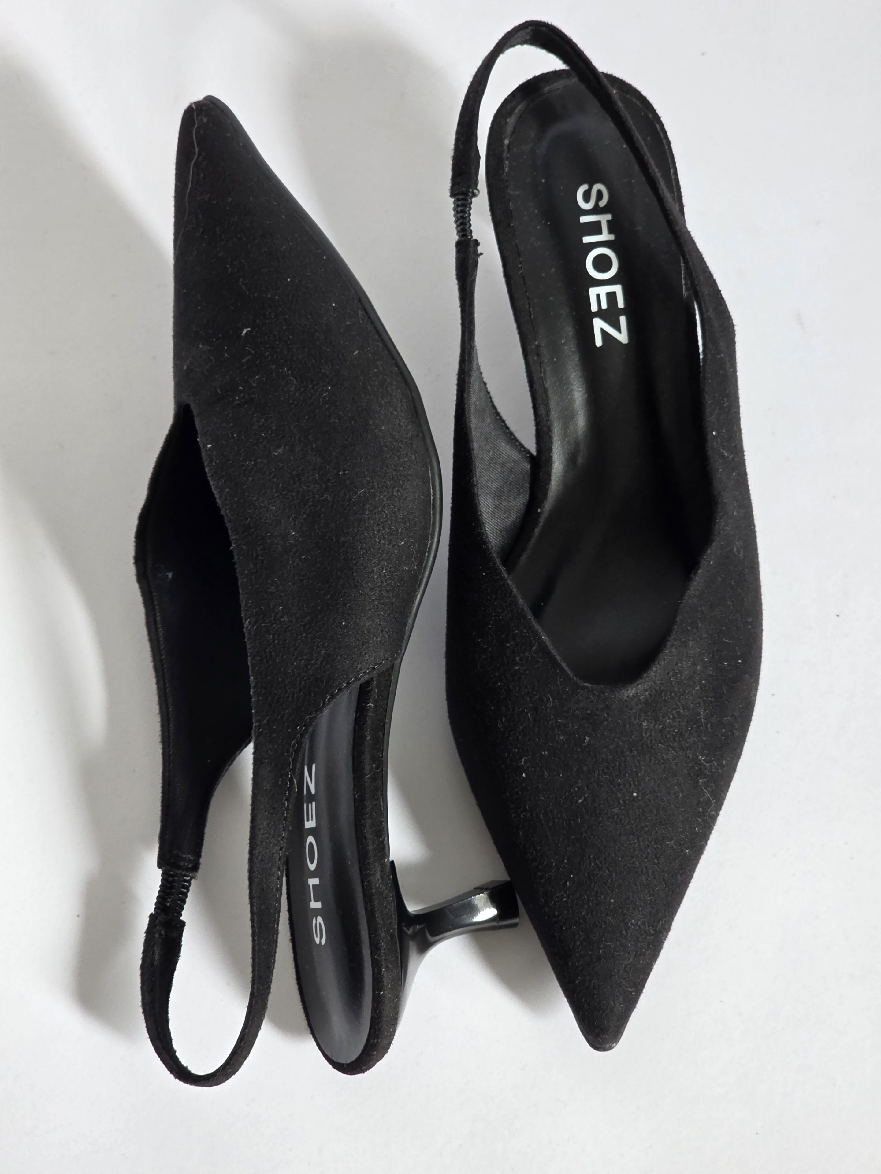 Lora Black
