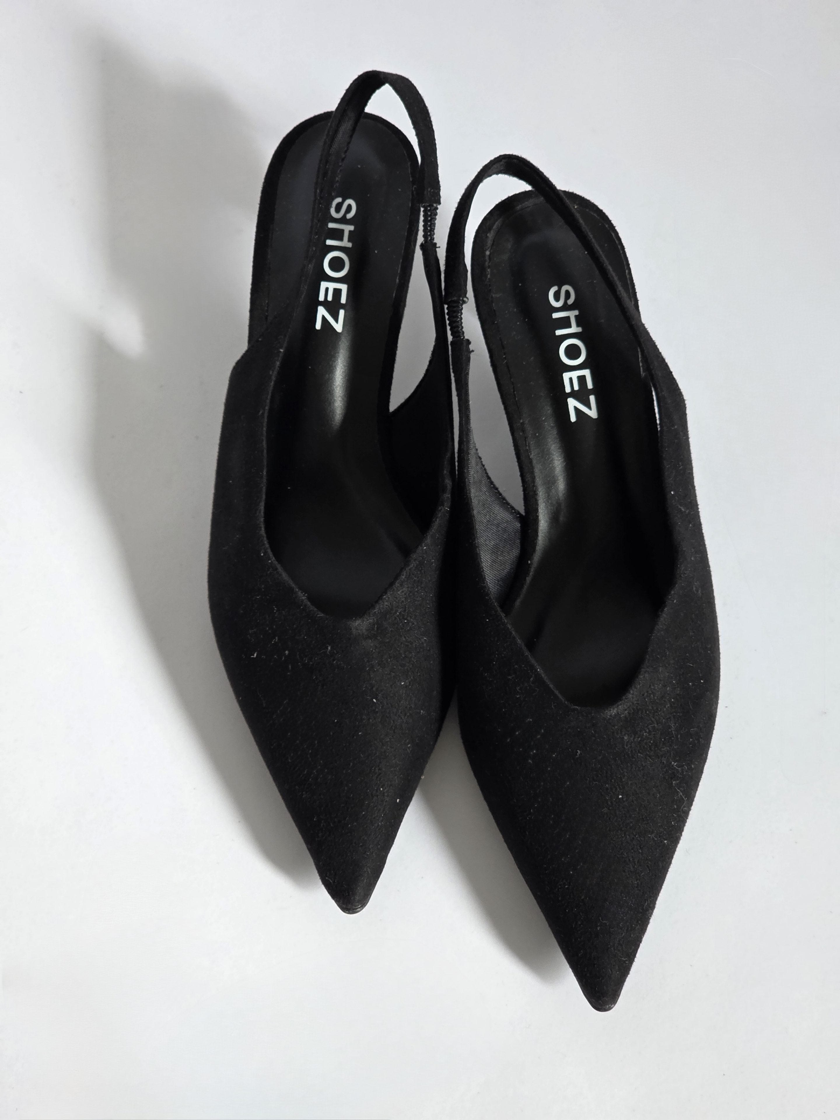 Lora Black