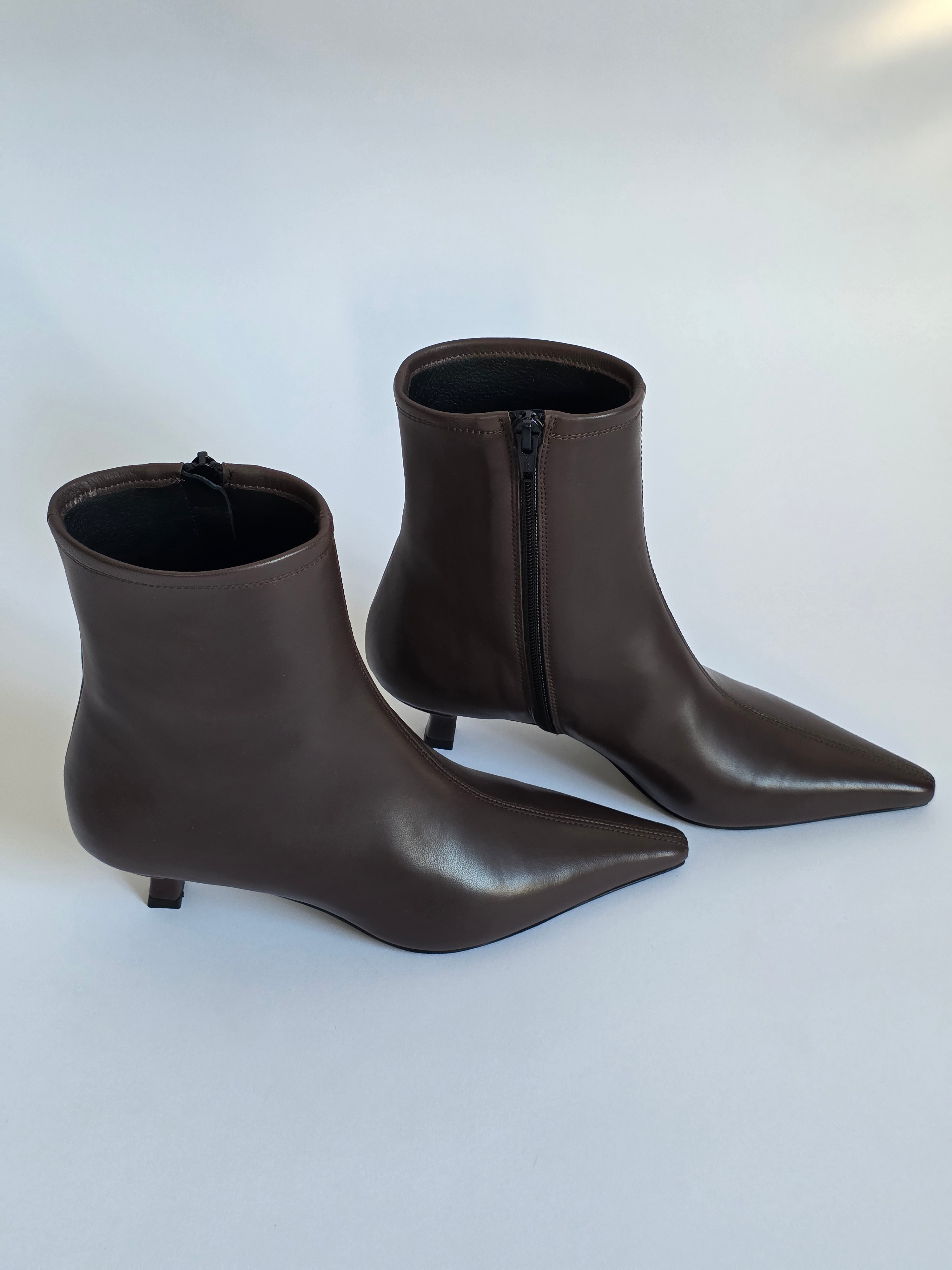 Studio - Riva Dark Brown