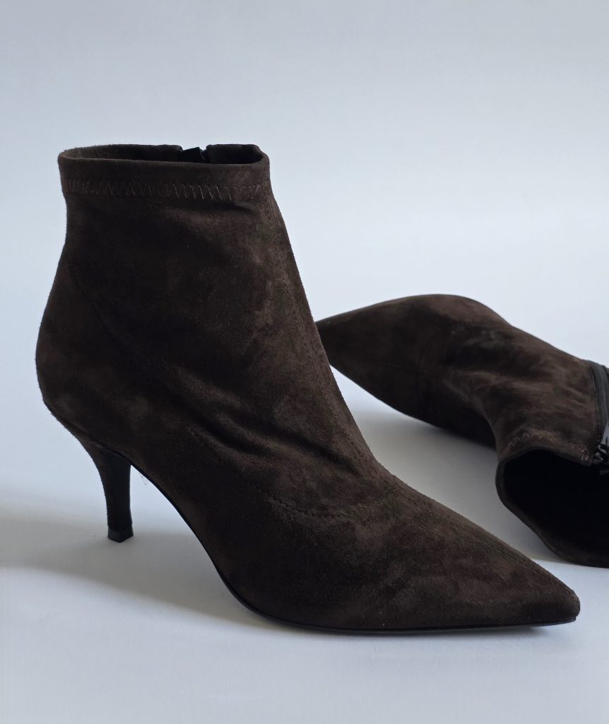 Studio - Noemi Dark Brown