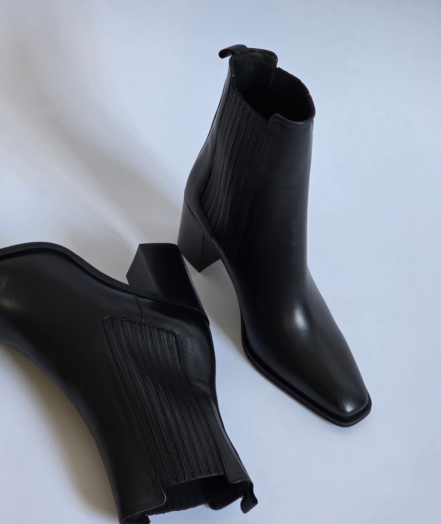 Studio Line - Vittoria Black