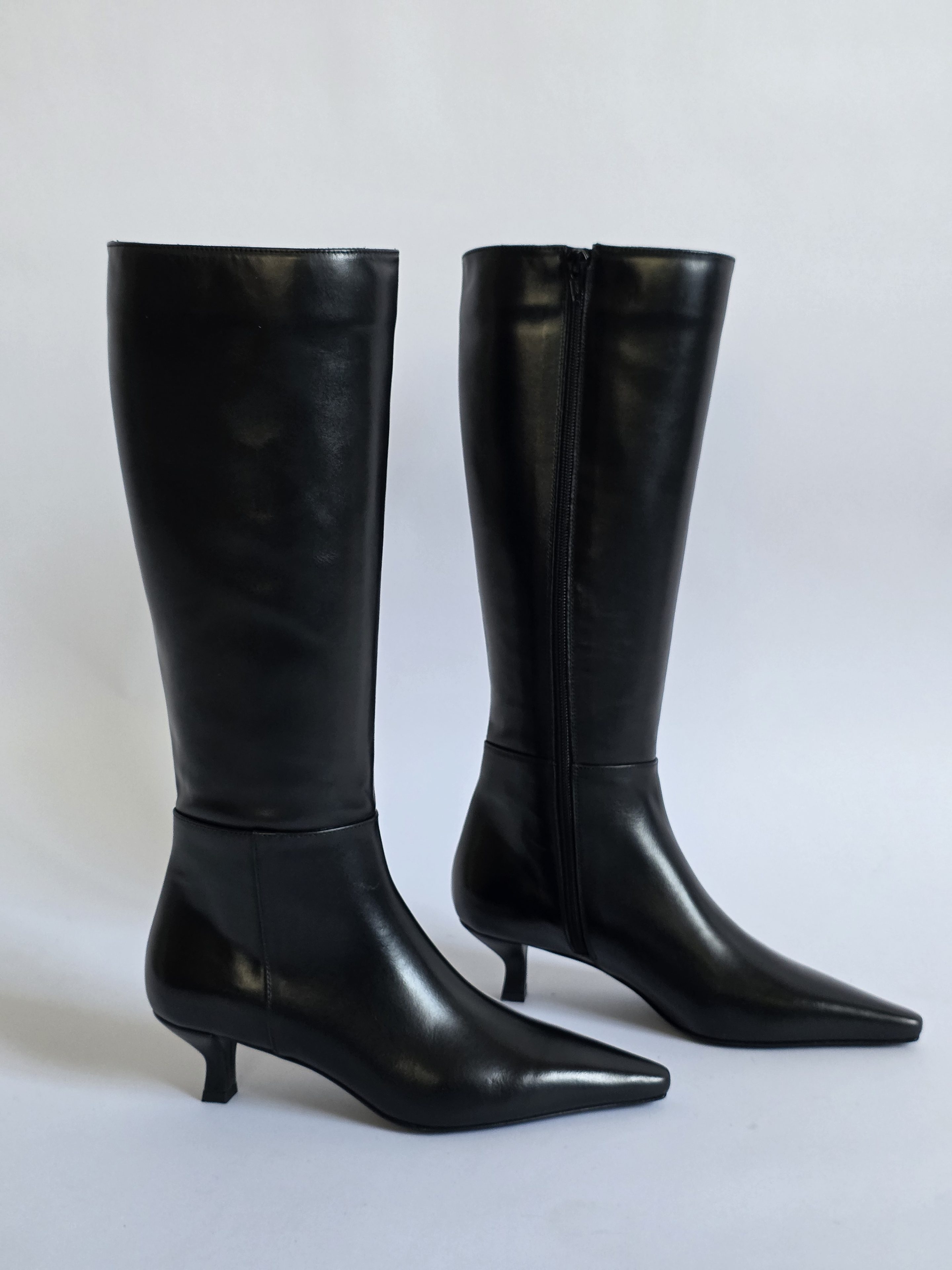 Studio - Alba Black