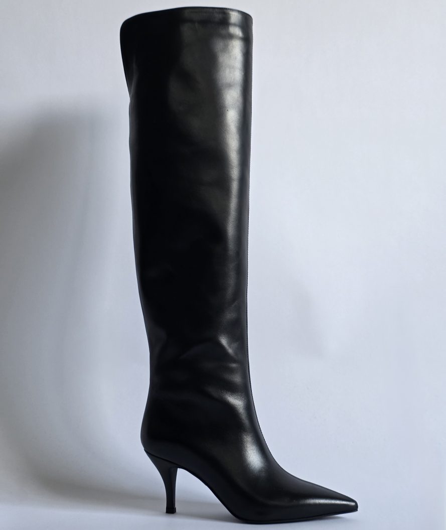 Studio - Niccolo Black