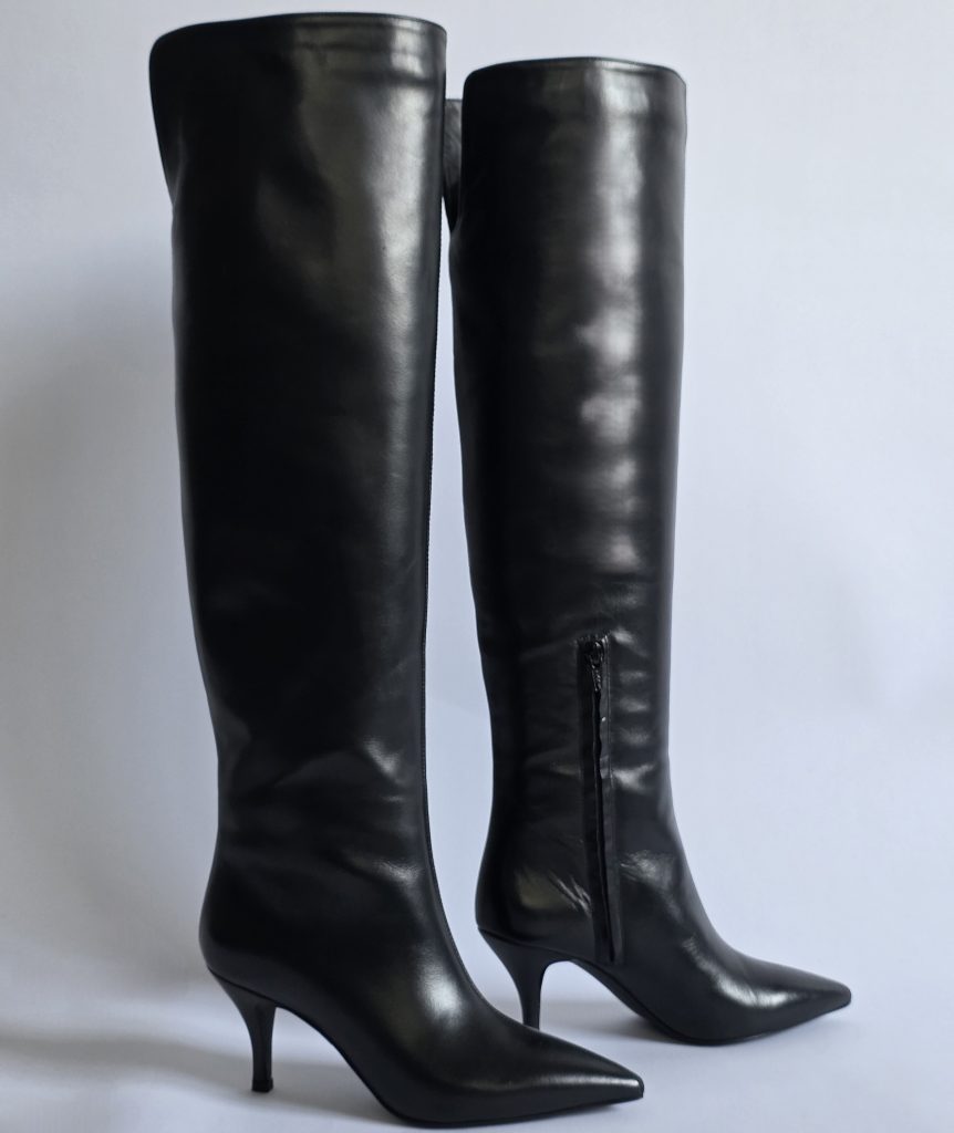 Studio - Niccolo Black