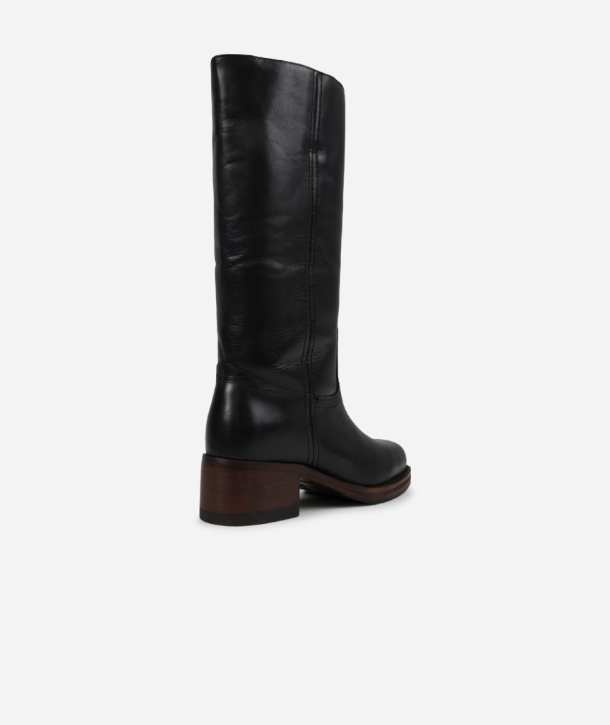 Tesa Black