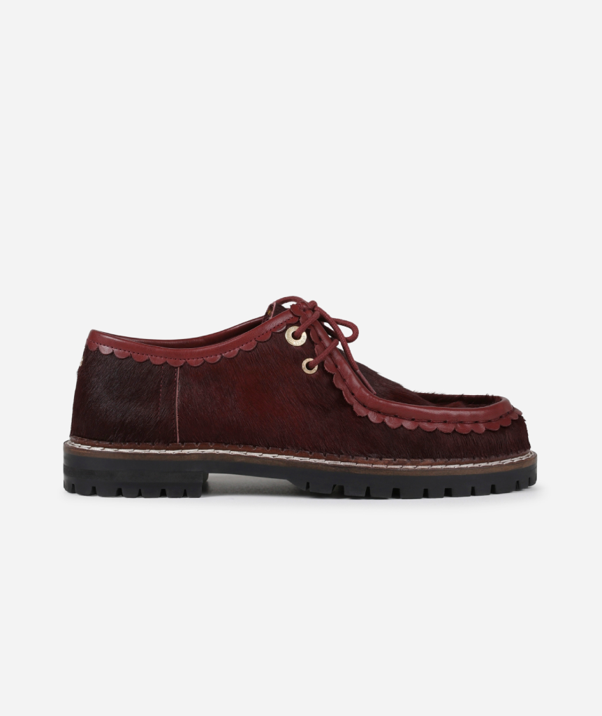 Nika Bordo Pony