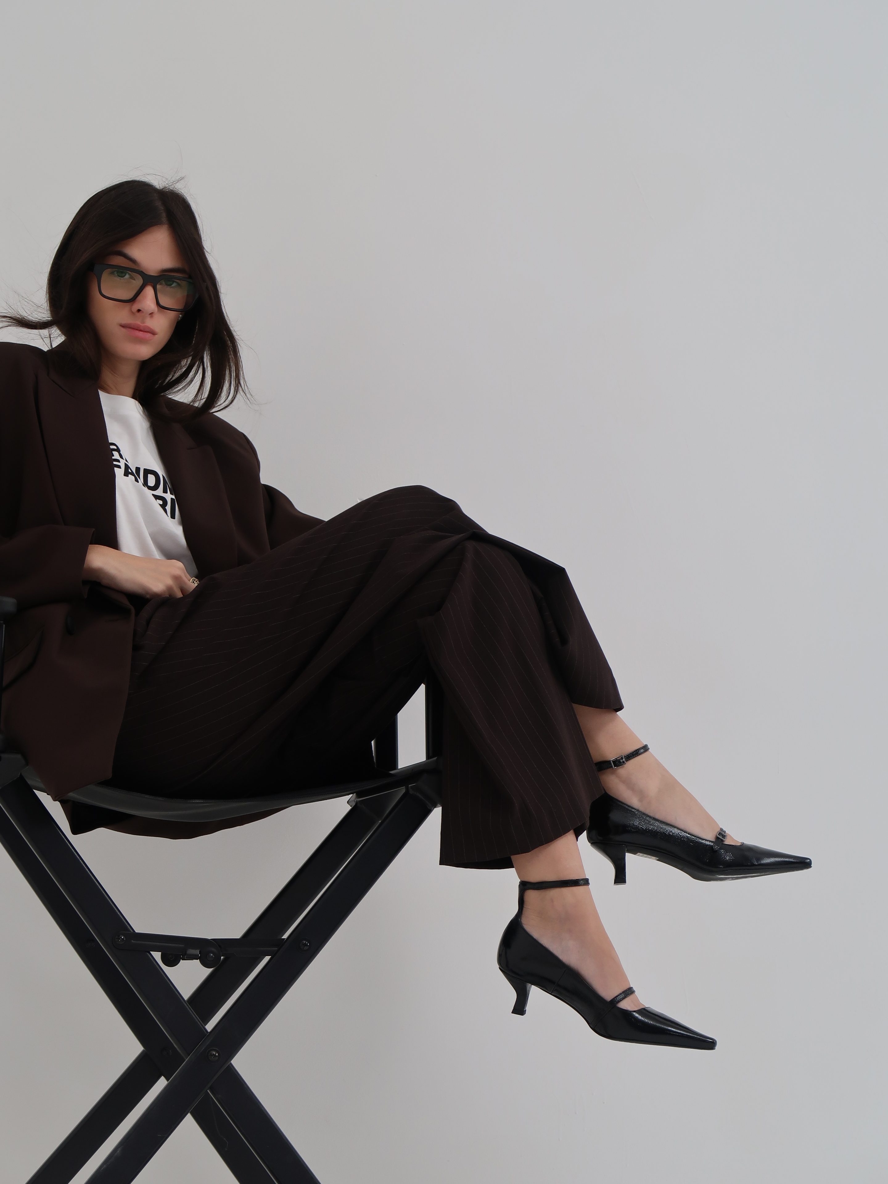 Studio - Isabella Black