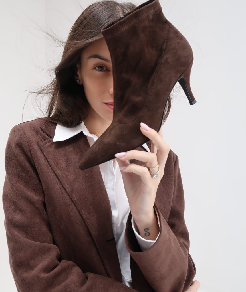 Studio - Noemi Dark Brown