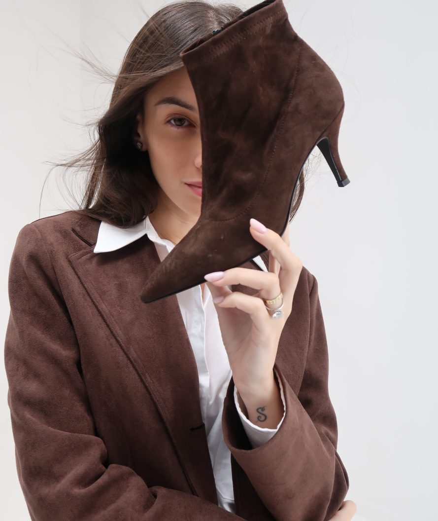 Studio - Noemi Dark Brown