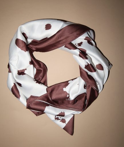 מטפחת בסגנון פרה