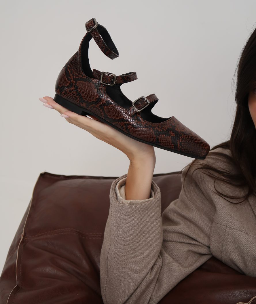 Studio - Capri Snake