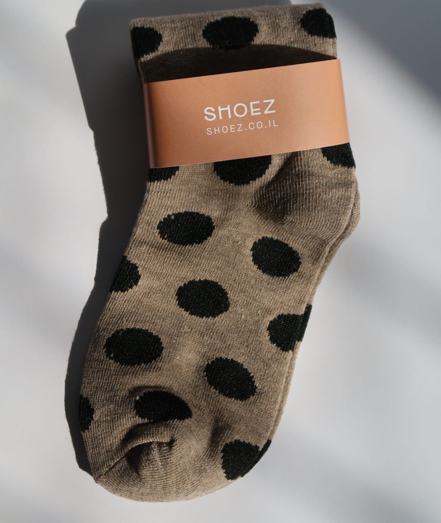 גרביים מוקה נקודות