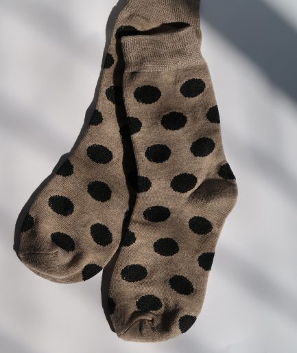 גרביים מוקה נקודות