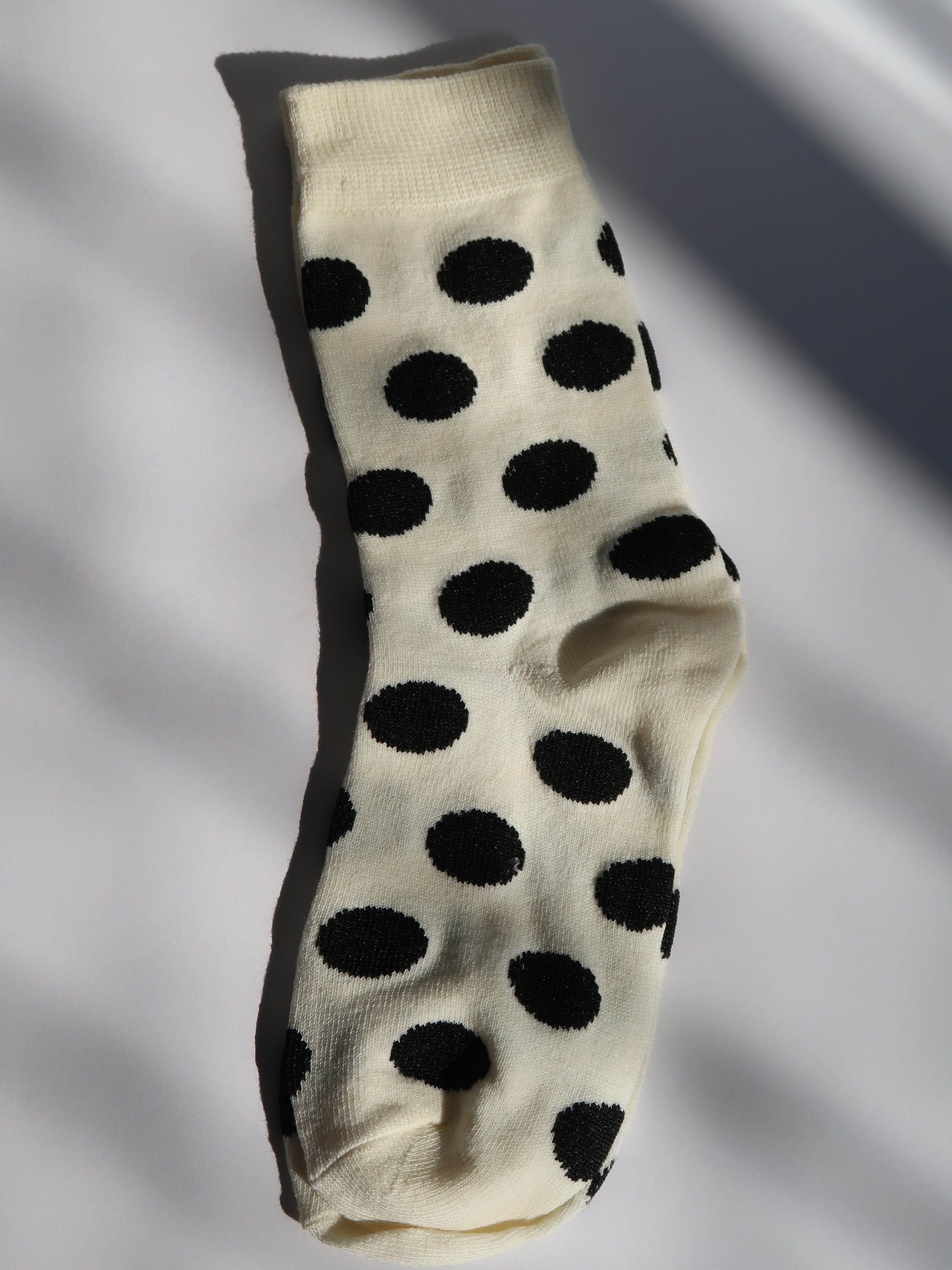 גרביים קרם נקודות