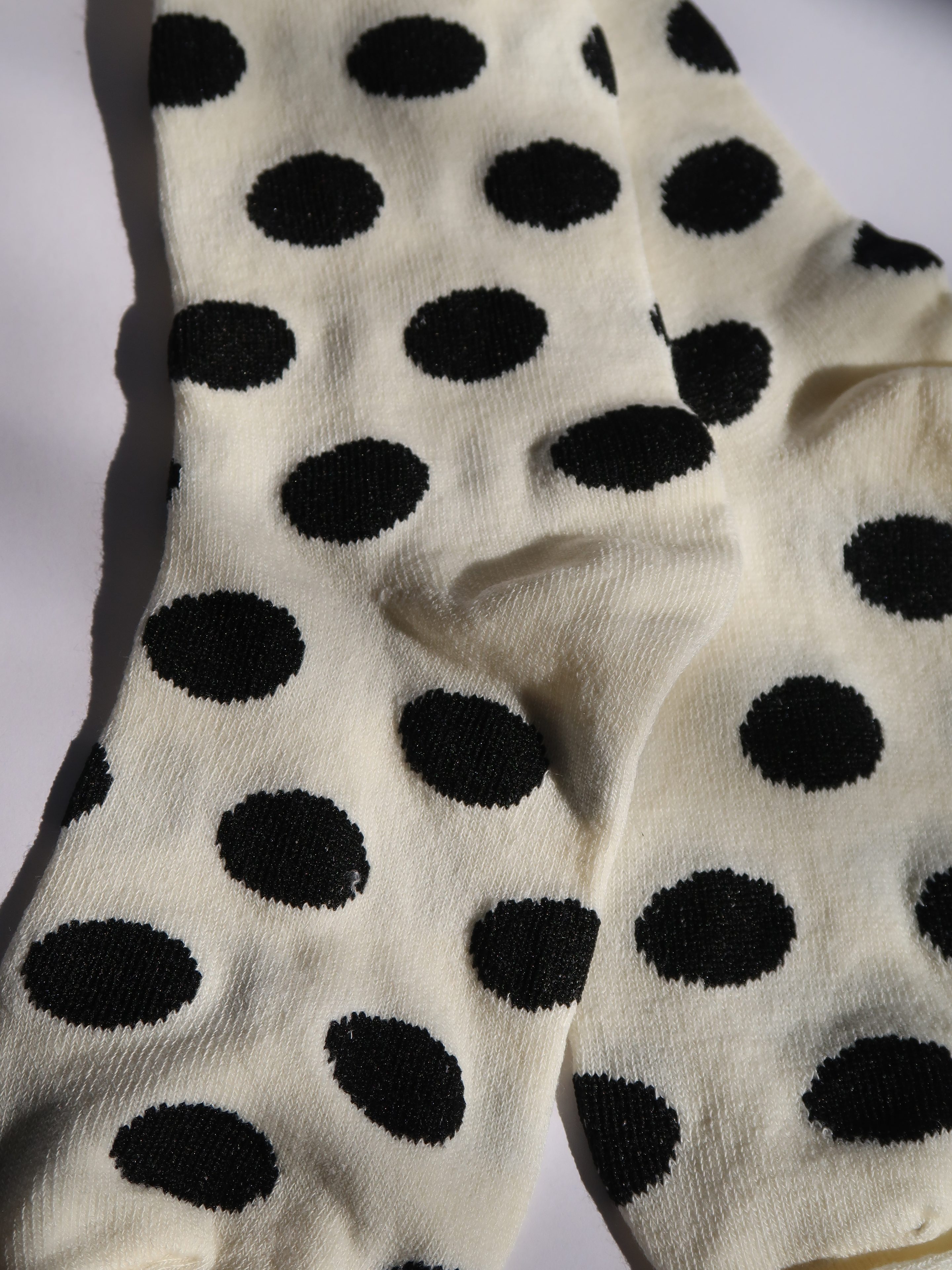 גרביים קרם נקודות