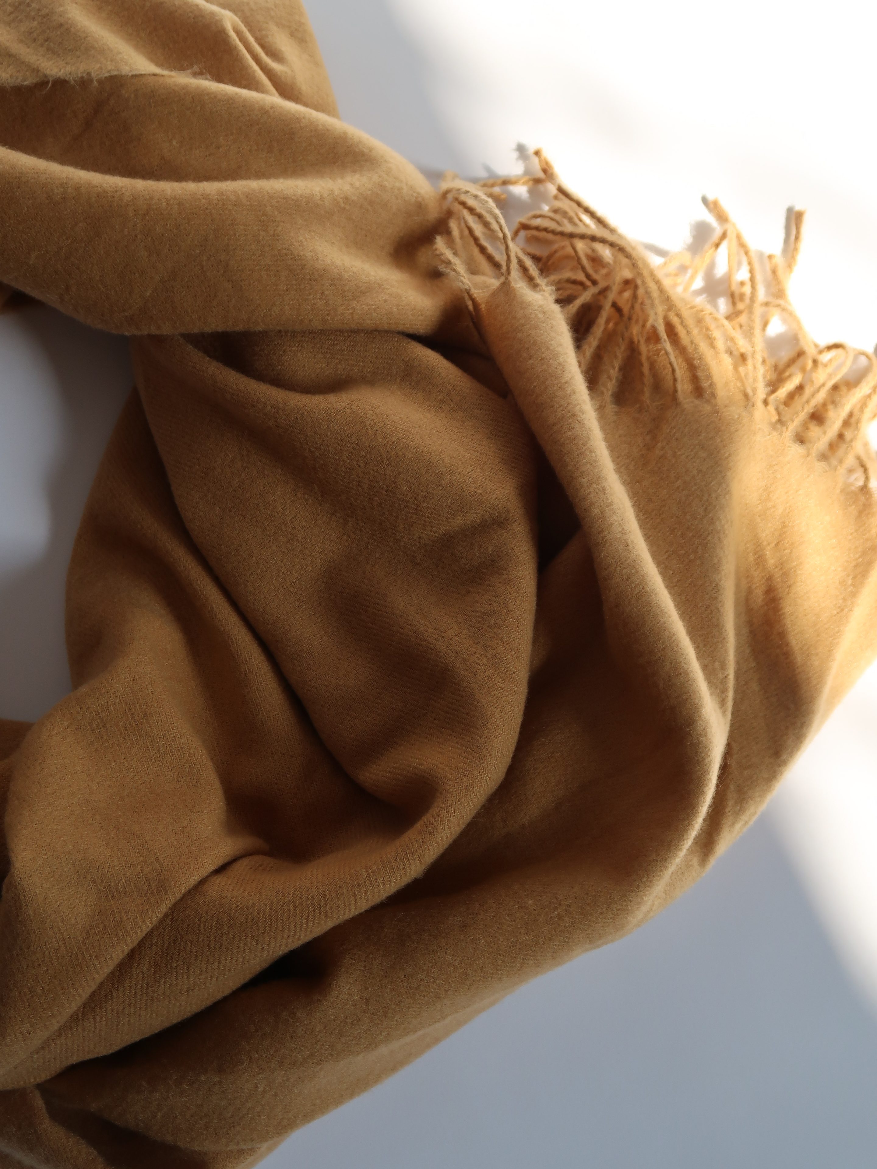 צעיף חרדל חלק